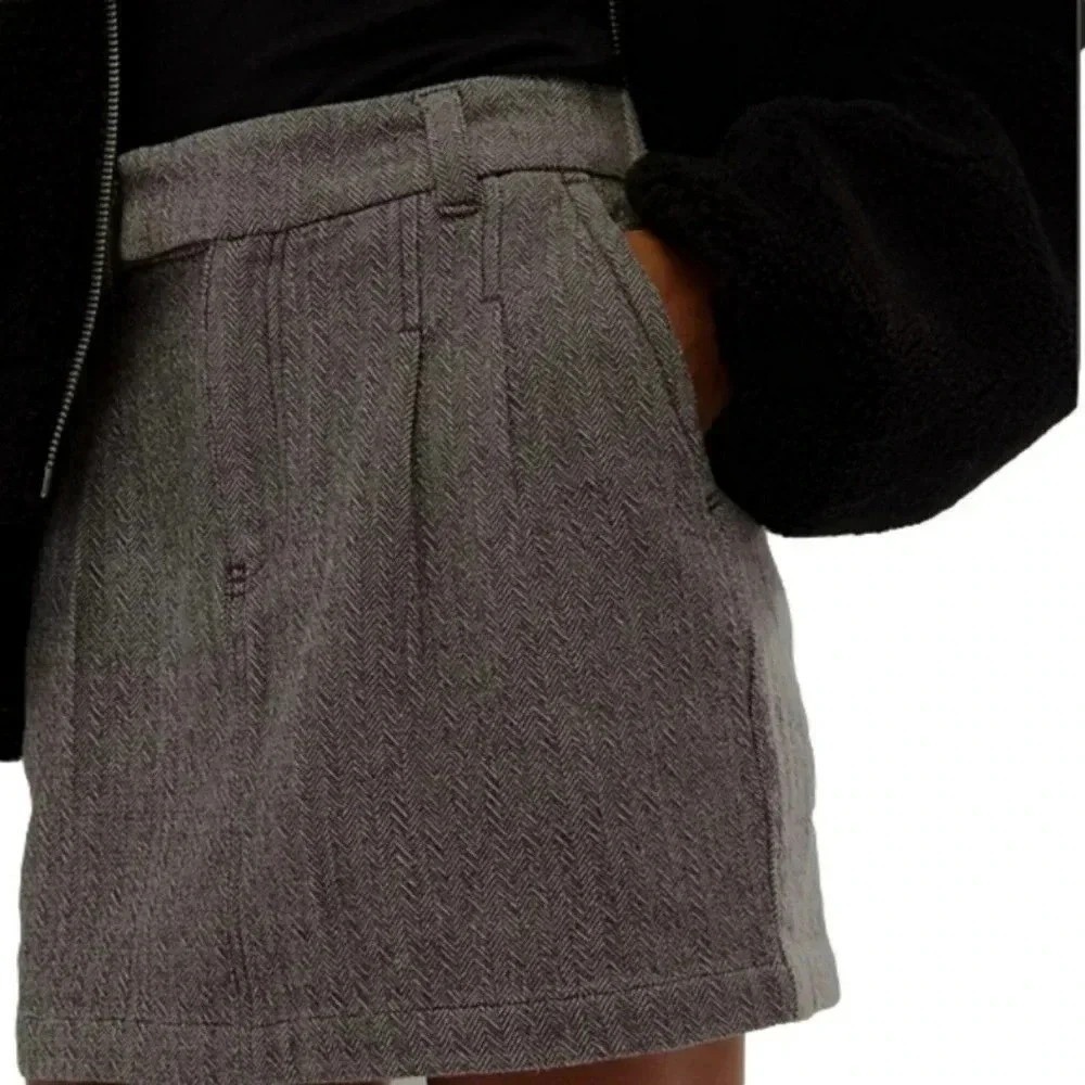 Free People FP Movement Grey Herringbone Mini Skirt Size 12 NWT Y2K Preppy Style - Picture 4 of 8